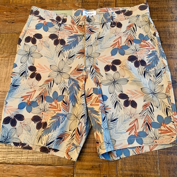 Goodfellow & Co Other - NEW Goodfellow & Co 9 inch Flat Front Shorts - 34